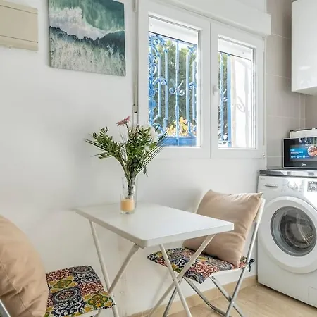 Beachfront Studio, El Palo - Tcm Apartment Malaga